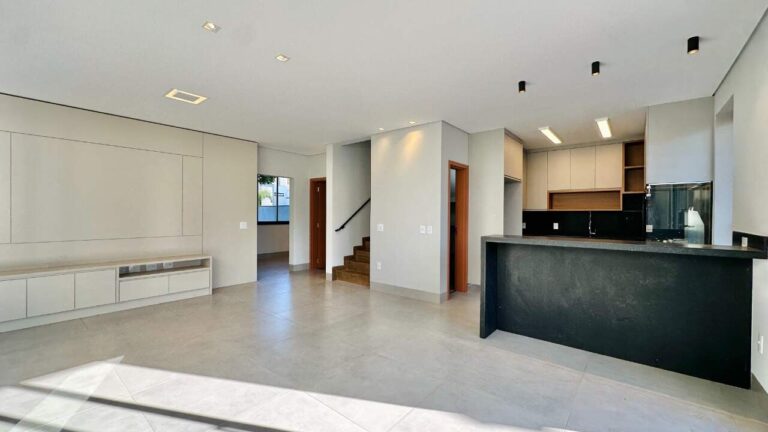 Casa em Condomínio à venda no Jardim San Marco: