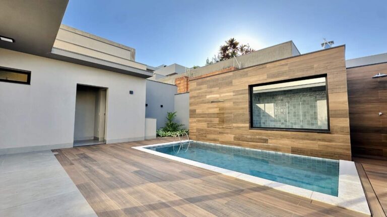 Casa em Condomínio à venda no Jardim San Marco: