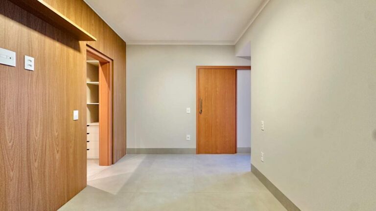 Casa em Condomínio à venda no Jardim San Marco: