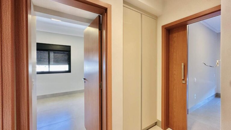 Casa em Condomínio à venda no Jardim San Marco:
