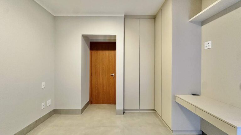 Casa em Condomínio à venda no Jardim San Marco: