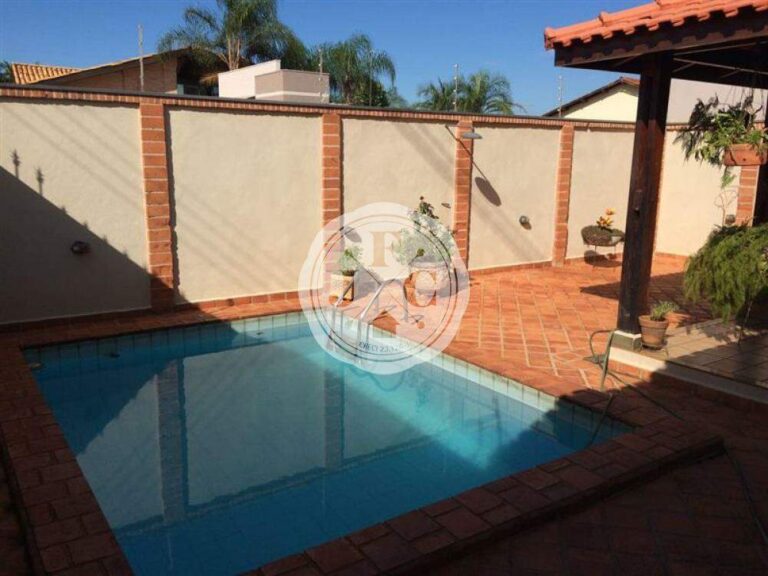 Casa à venda no Jardim Irajá: