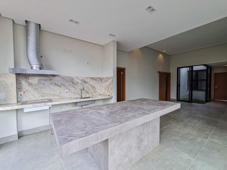 Casa em Condomínio à venda no Alto do Castelo: