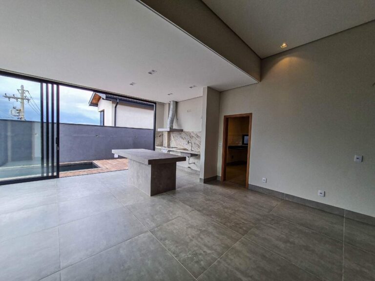 Casa em Condomínio à venda no Alto do Castelo: