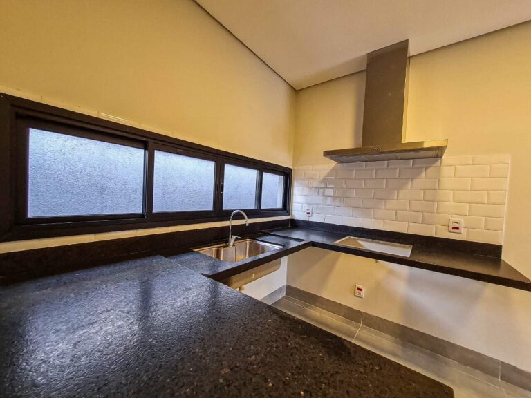 Casa em Condomínio à venda no Alto do Castelo: