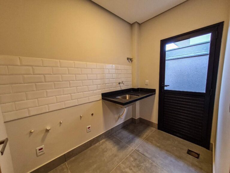 Casa em Condomínio à venda no Alto do Castelo: