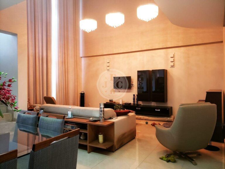 Casa em Condomínio à venda no Jardim Saint Gerard: