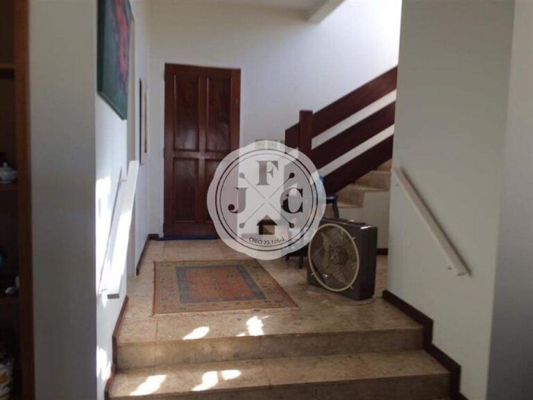 Casa à venda no Jardim Irajá: