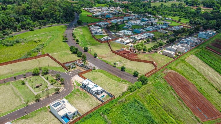 Casa em Condomínio à venda no Reserva San Tiago: