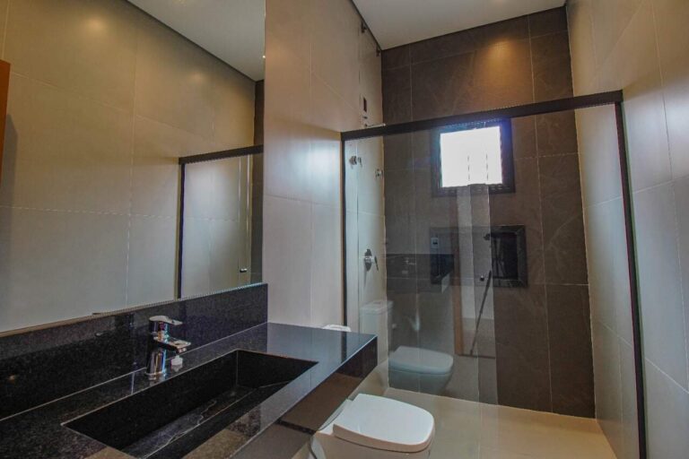 Casa em Condomínio à venda no Reserva San Tiago: