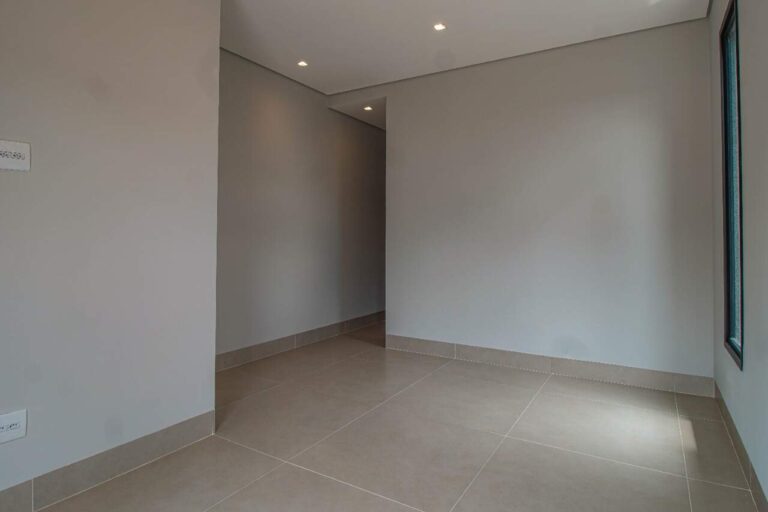 Casa em Condomínio à venda no Reserva San Tiago:
