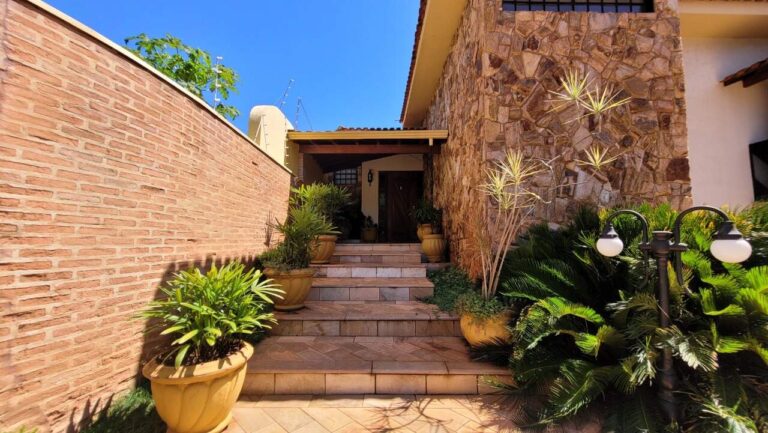 Casa à venda no Ribeirânia: