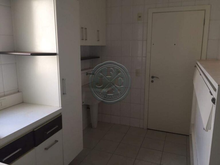 Apartamento à venda no Jardim Irajá:
