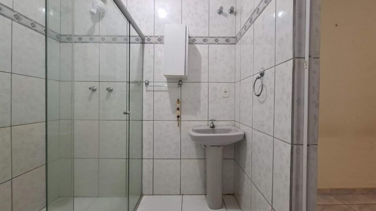 Casa à venda no Jardim Eugênio Mendes Lopes: