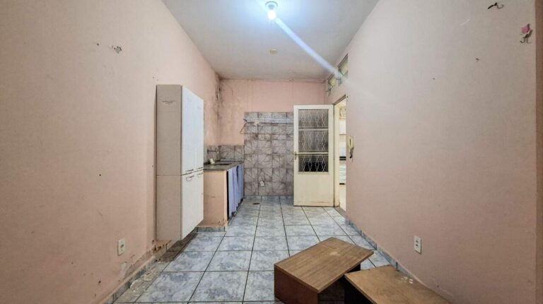 Casa à venda no Jardim Eugênio Mendes Lopes: