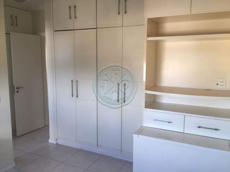 Apartamento à venda no Jardim Irajá: