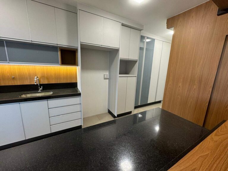 Apartamento à venda no Residencial Alto do Ipê:
