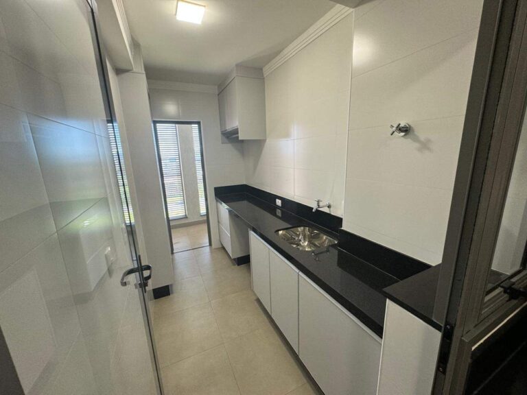 Apartamento à venda no Residencial Alto do Ipê: