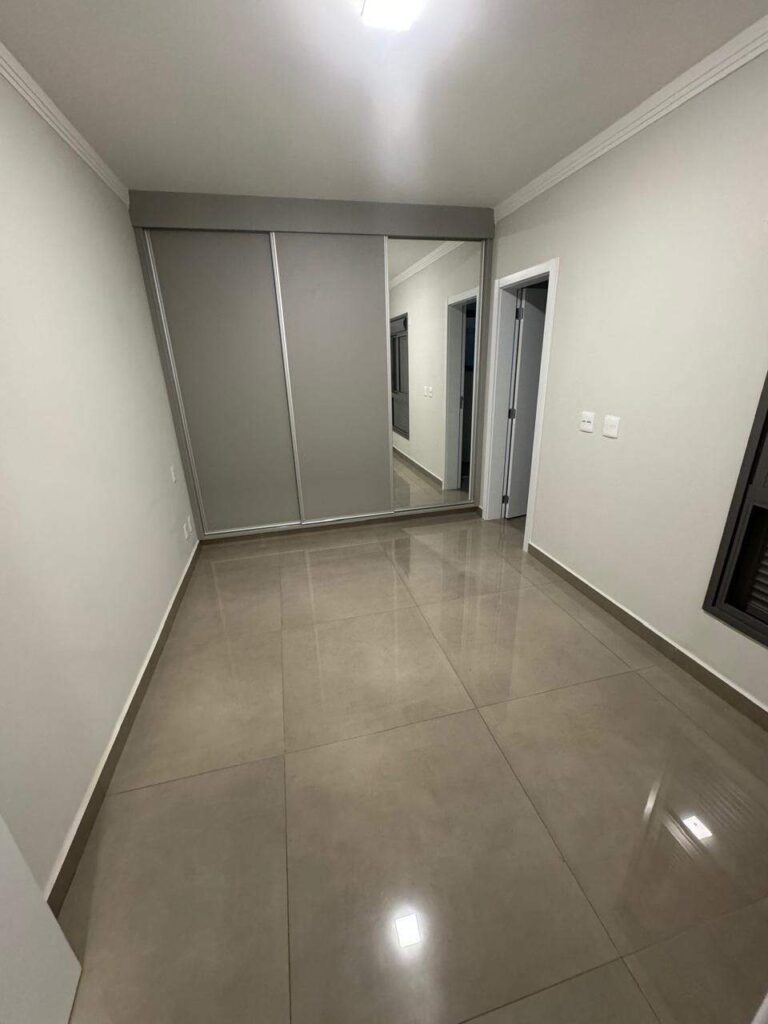 Apartamento à venda no Residencial Alto do Ipê: