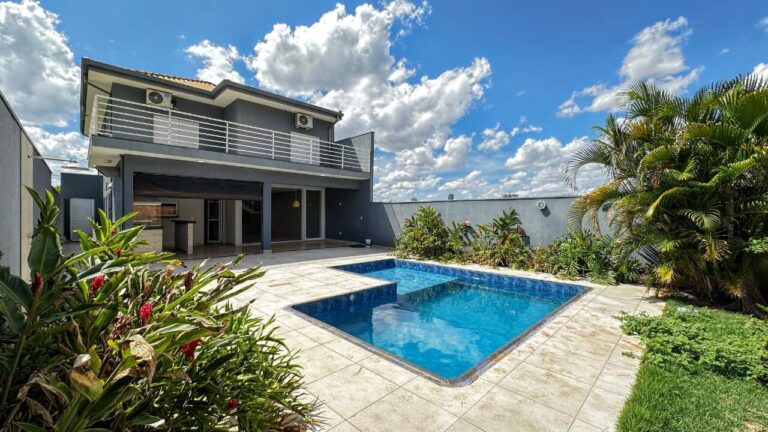 Casa em Condomínio à venda no Jardim San Marco: