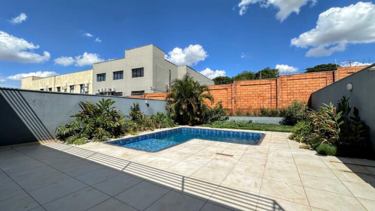 Casa em Condomínio à venda no Jardim San Marco: