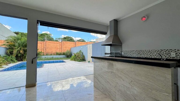 Casa em Condomínio à venda no Jardim San Marco: