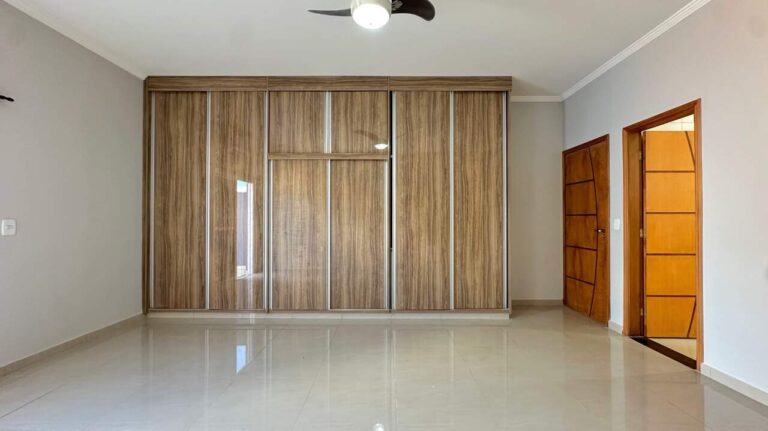 Casa em Condomínio à venda no Jardim San Marco: