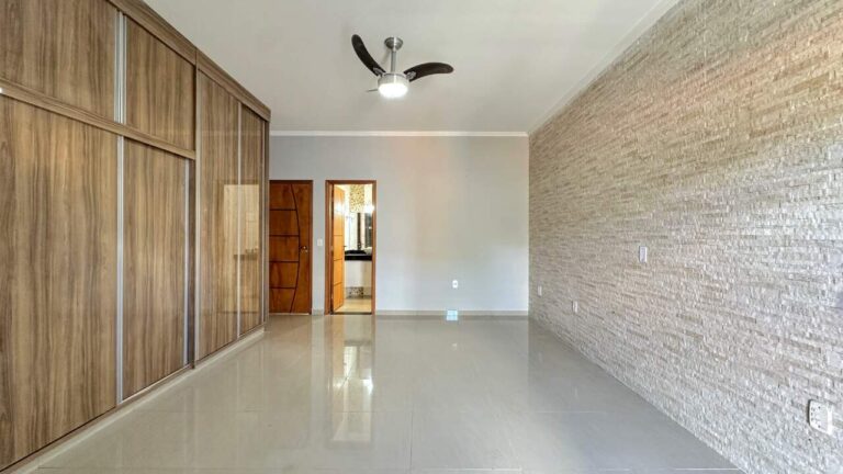 Casa em Condomínio à venda no Jardim San Marco: