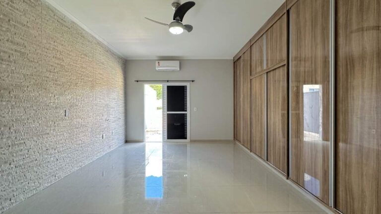 Casa em Condomínio à venda no Jardim San Marco: