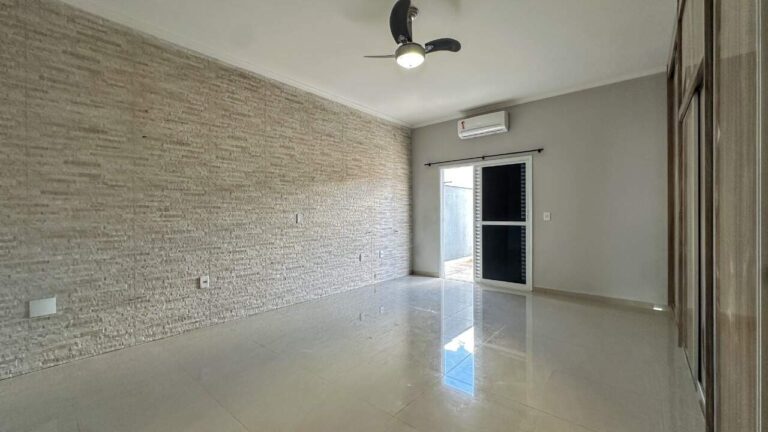 Casa em Condomínio à venda no Jardim San Marco: