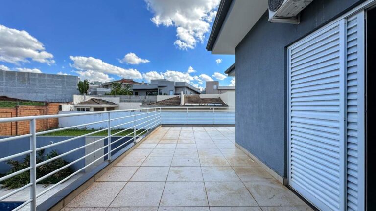 Casa em Condomínio à venda no Jardim San Marco: