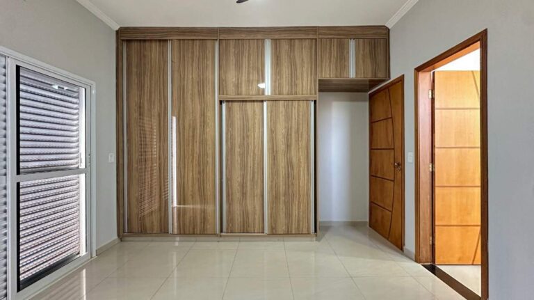 Casa em Condomínio à venda no Jardim San Marco: