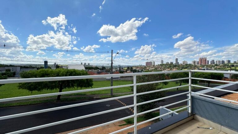 Casa em Condomínio à venda no Jardim San Marco: