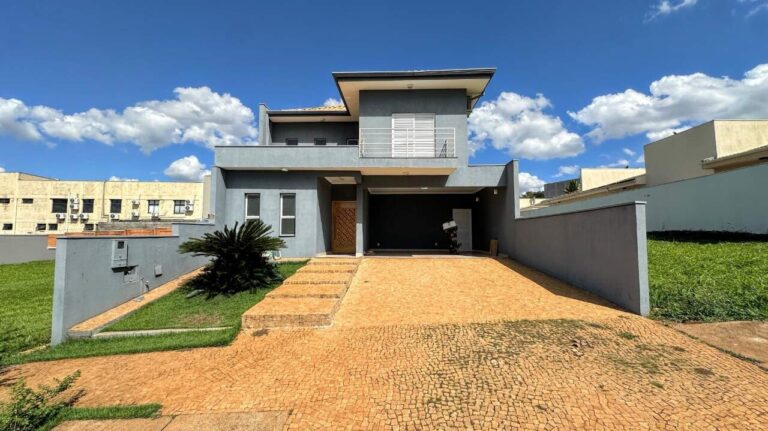 Casa em Condomínio à venda no Jardim San Marco: