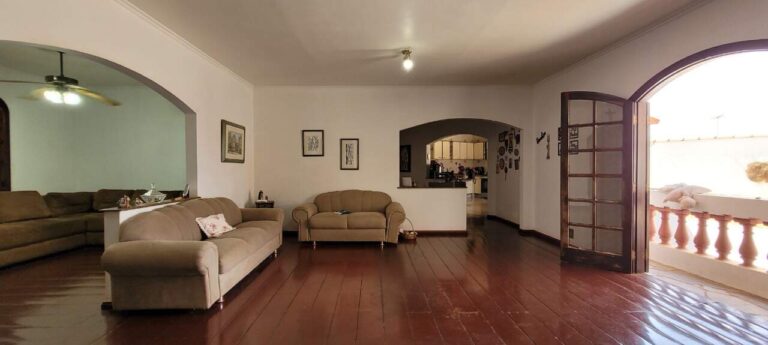 Casa à venda no Ribeirânia: