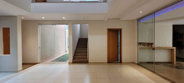 Casa em Condomínio à venda no Royal Park: Sala