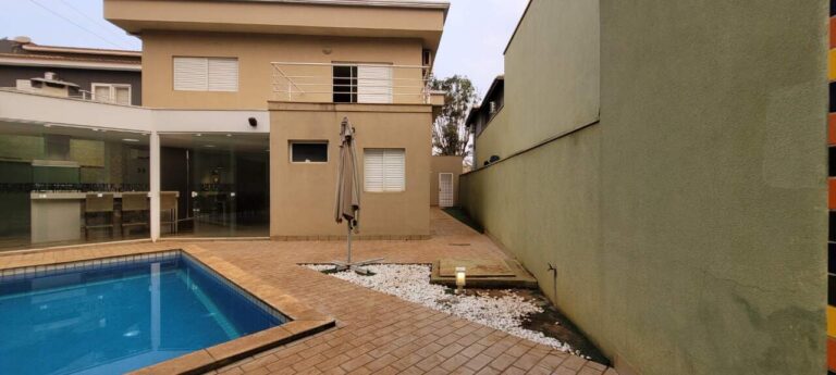 Casa em Condomínio à venda no Royal Park: Piscina