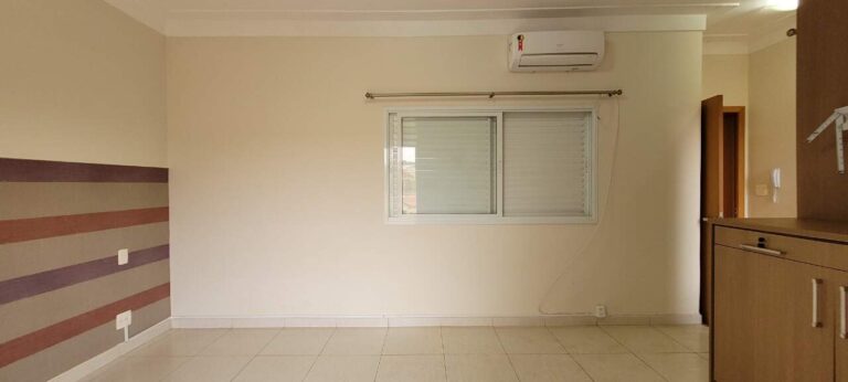 Casa em Condomínio à venda no Royal Park: Su te m ster