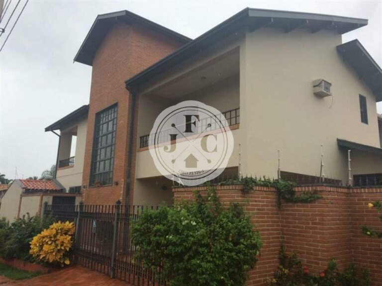 Casa à venda no Jardim Irajá: