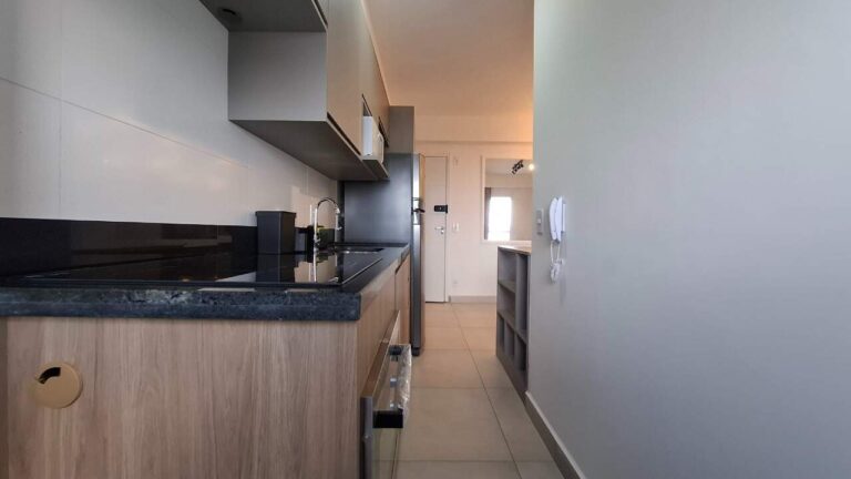 Apartamento à venda no Alto da Boa Vista: Cozinha