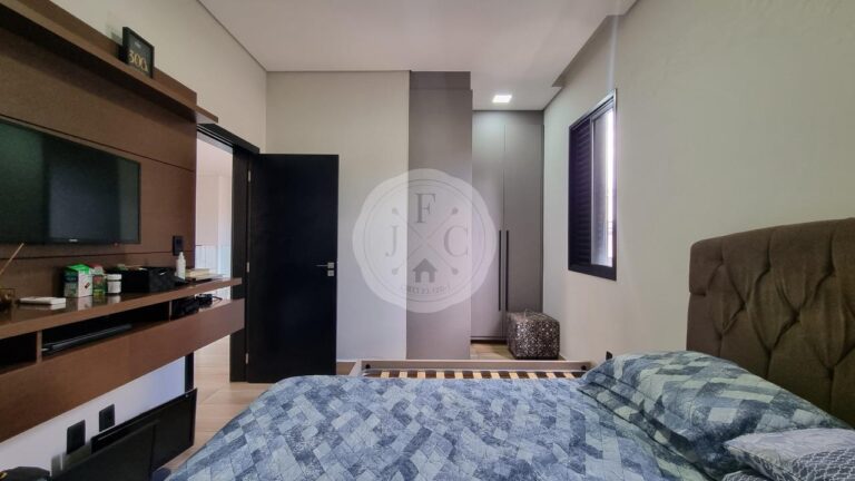 Casa em Condomínio à venda no Jardim Olhos D´Água I: