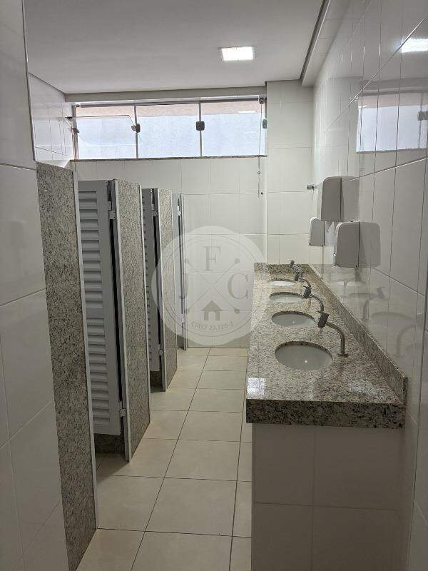 Prédio Comercial para aluguel no Jardim Canadá: