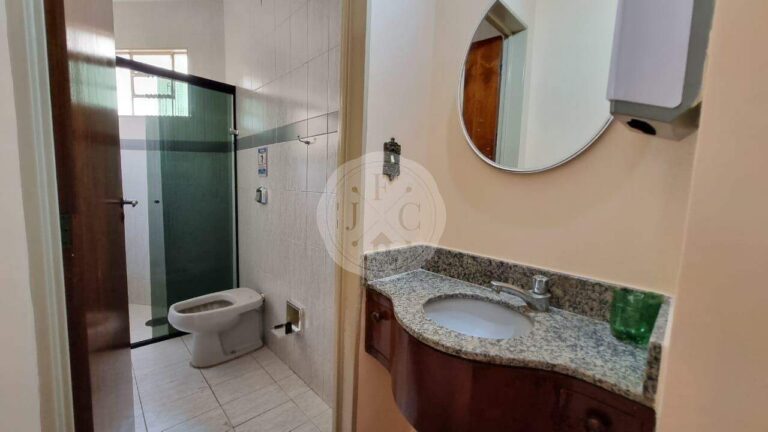 Casa comercial à venda no Alto da Boa Vista: