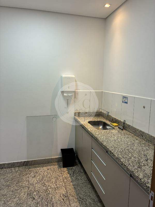 Prédio Comercial para aluguel no Jardim Canadá: