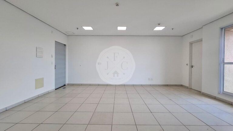 Sala Comercial à venda no Nova Ribeirânia: