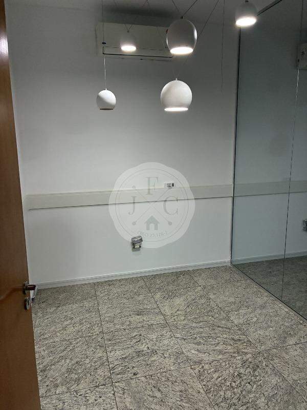 Prédio Comercial para aluguel no Jardim Canadá: