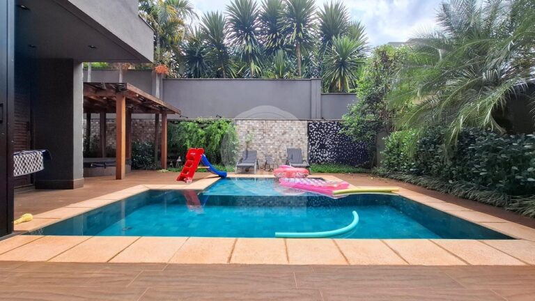 Casa em Condomínio à venda no Jardim Olhos D´Água I:
