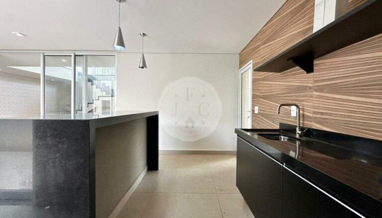 Casa em Condomínio à venda no Residencial e Empresarial Alphaville:
