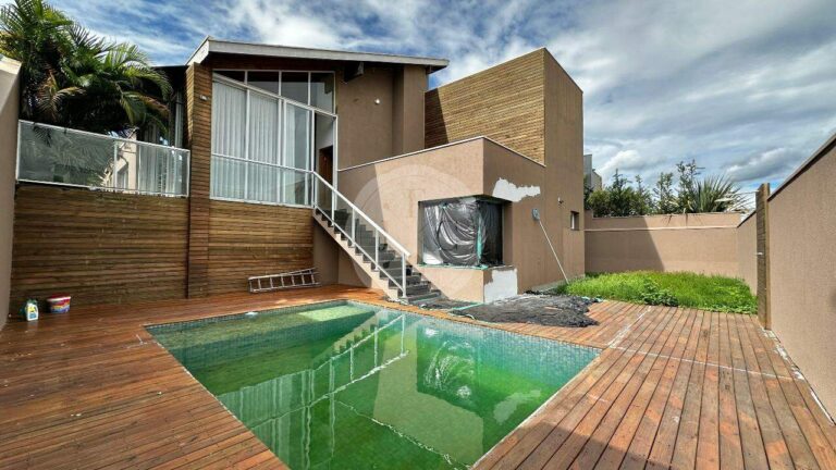 Casa em Condomínio à venda no Residencial e Empresarial Alphaville: