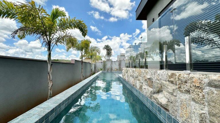 Casa em Condomínio à venda no Residencial e Empresarial Alphaville: